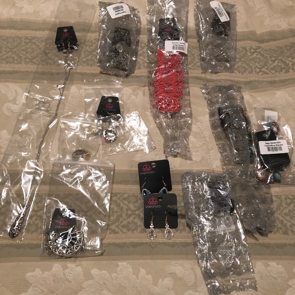 Paparazzi jewelry. Unopened.